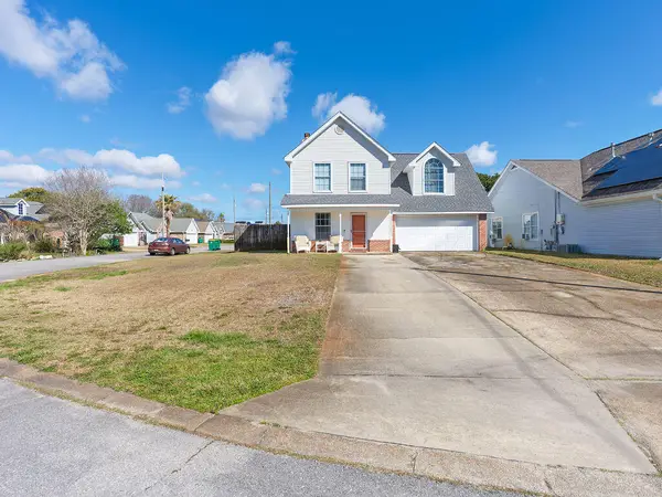 446 Sandy Ridge Circle, Mary Esther, FL 32569