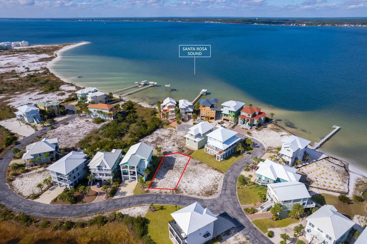 7660 Key West Drive, Navarre, FL 32566 - #1