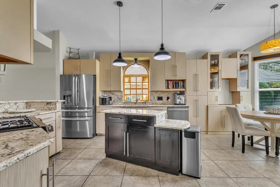 921 Shalimar Point Drive, Shalimar, FL 32579 - #3