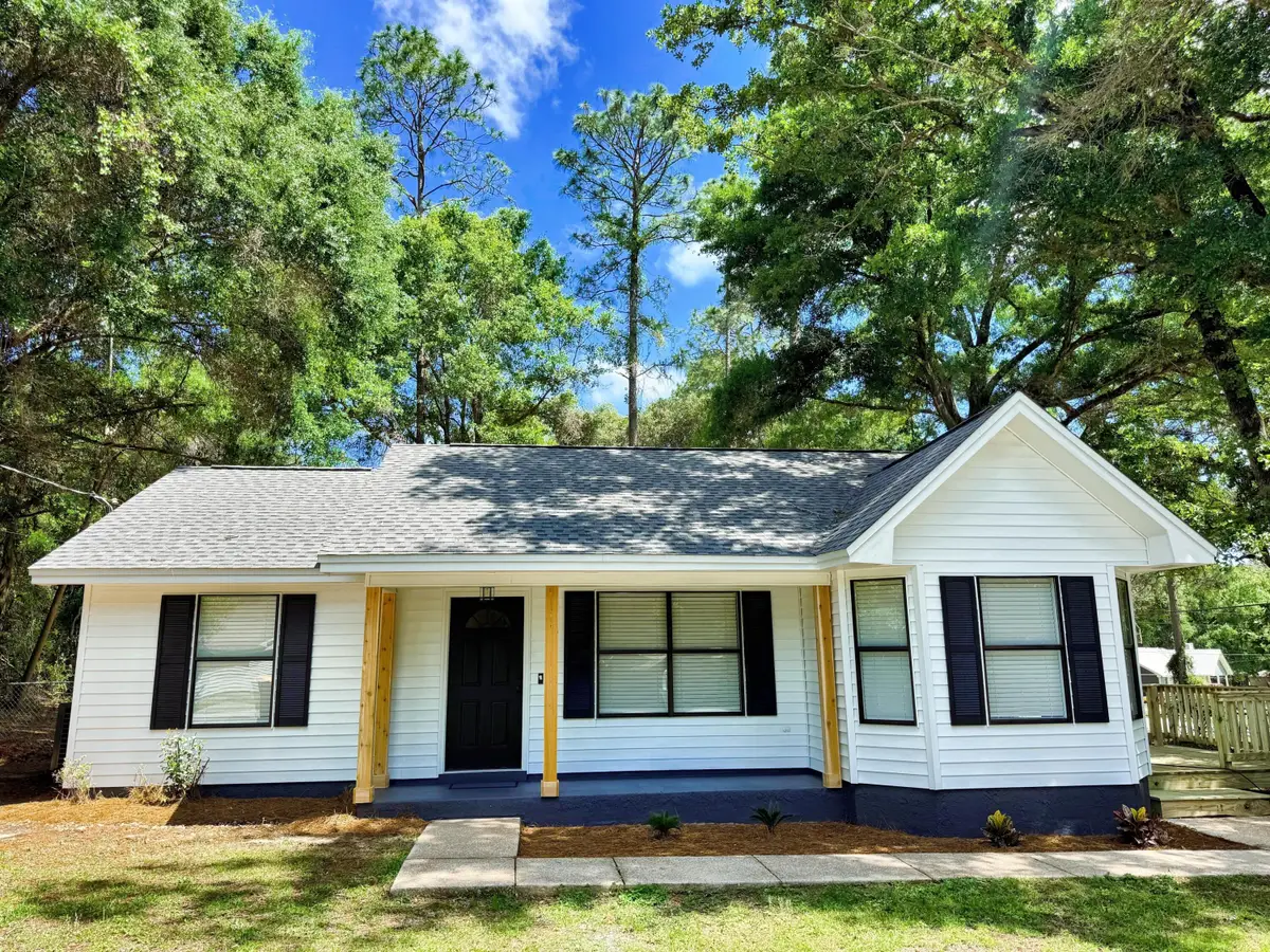 2555 Sunset, Crestview, FL 32536 - #1