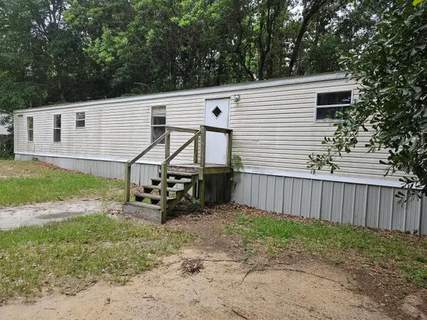 3009 Crittenden Drive, Navarre, FL 32566