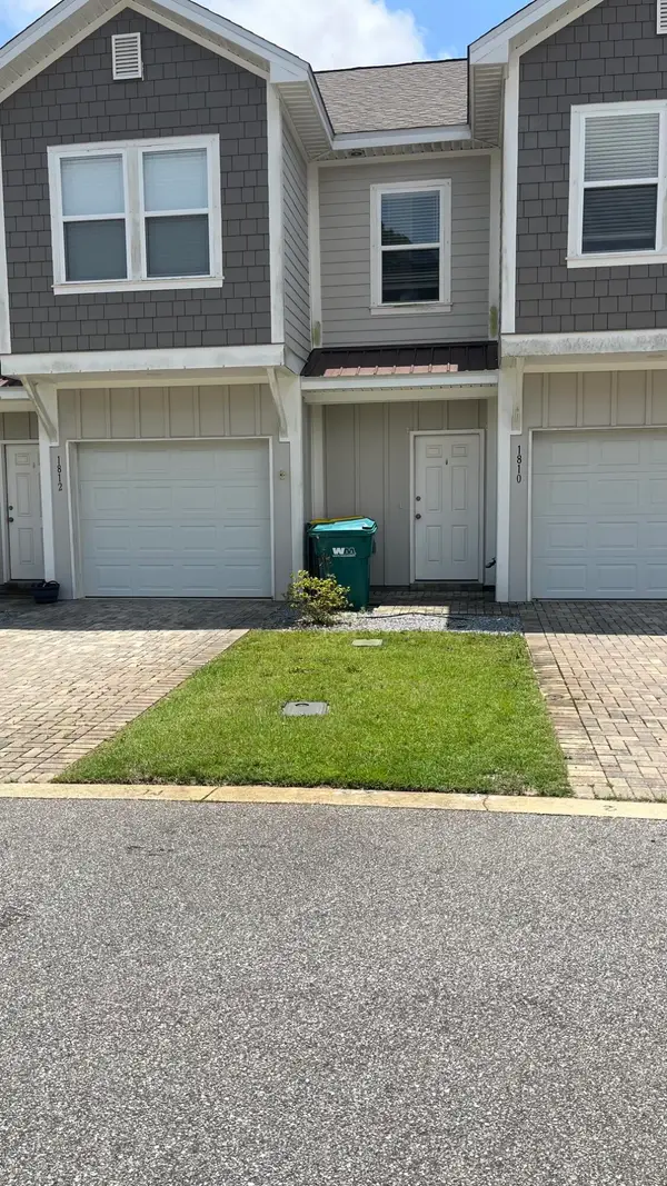 1810 Stable Lane, Fort Walton Beach, FL 32547