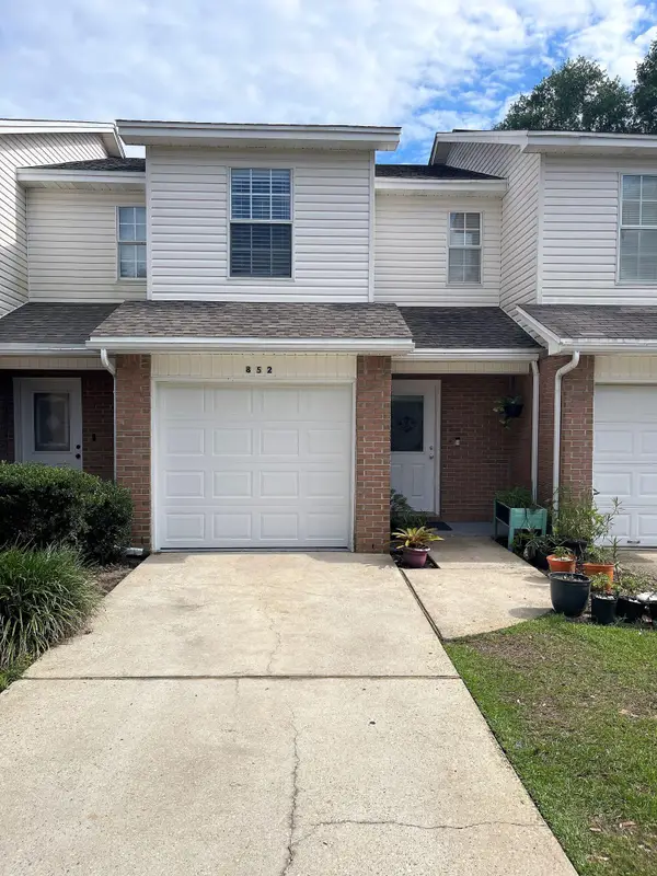852 Dunwoody Place, Fort Walton Beach, FL 32547