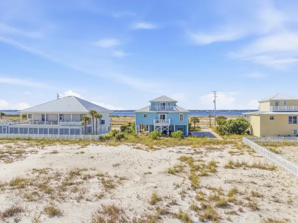 8046 Gulf Boulevard, Navarre, FL 32566