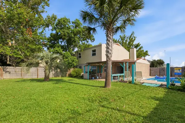 3255 Fernwood Drive, Gulf Breeze, FL 32563