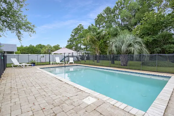 5662 Als Way, Milton, FL 32583