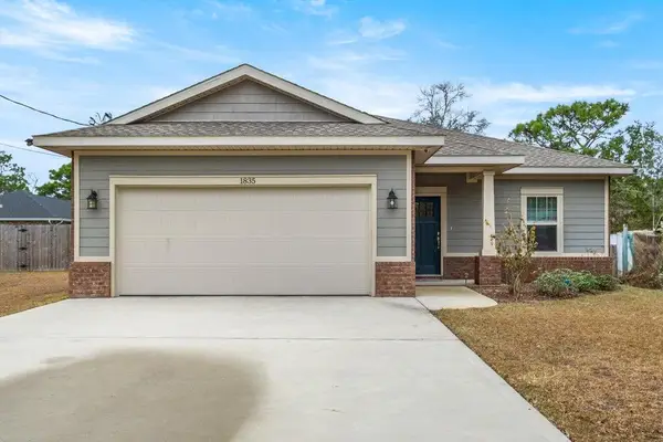 1835 Lubbock Road, Gulf Breeze, FL 32563