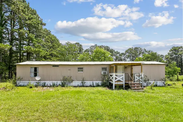 5094 Red Barn Road, Milton, FL 32583