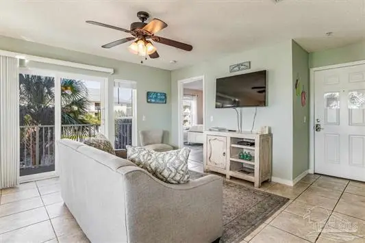 8436 Gulf, Navarre, FL 32566