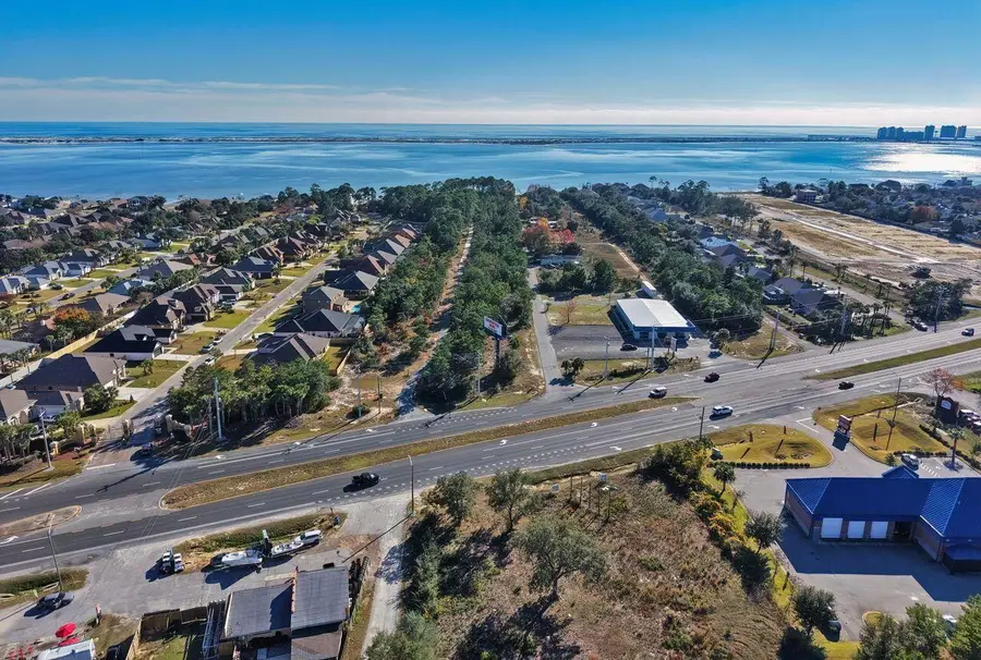 1900 Blankenship, Navarre, FL 32566 - #2