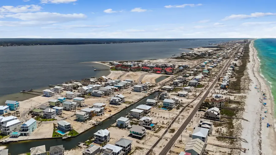 7397 Grand Navarre Boulevard, Navarre, FL 32566 - Image #2