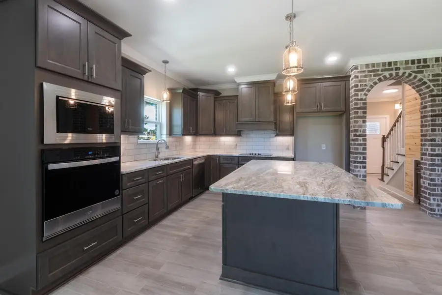 2041 Grayson Drive, Navarre, FL 32566 - Image #3