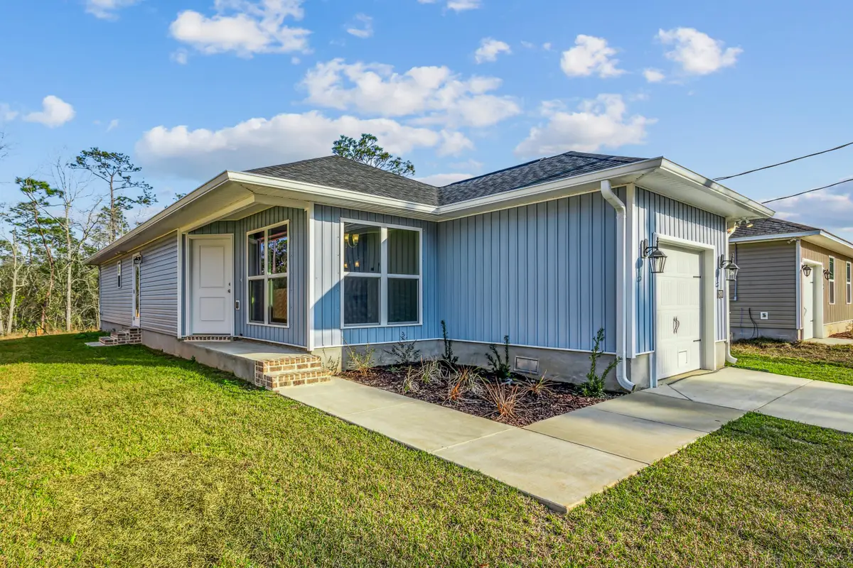 8509 Walnut Avenue, Pensacola, FL 32534 - Image #1