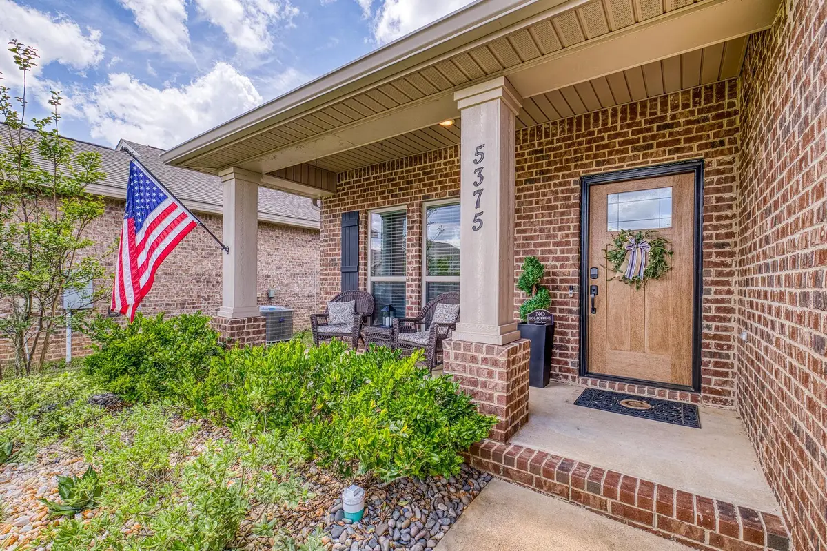 5375 Red Shoulder Road, Pace, FL 32571 - Image #1