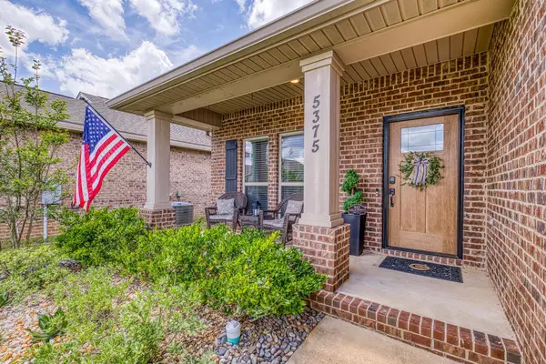 5375 Red Shoulder Road, Pace, FL 32571