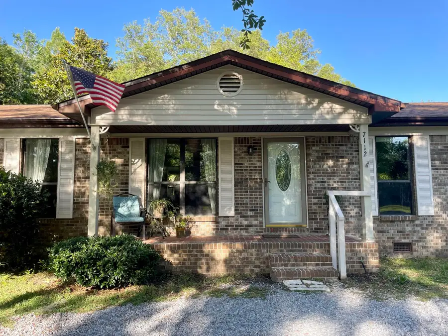 7112 Wells Avenue, Navarre, FL 32566 - Image #2