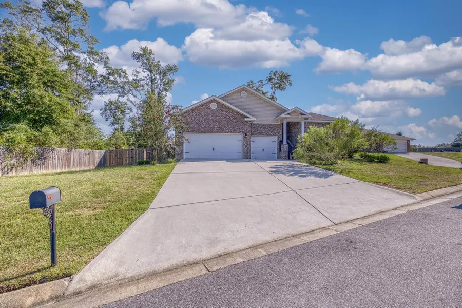 705 Hesed Court, Cantonment, FL 32533 - Image #3