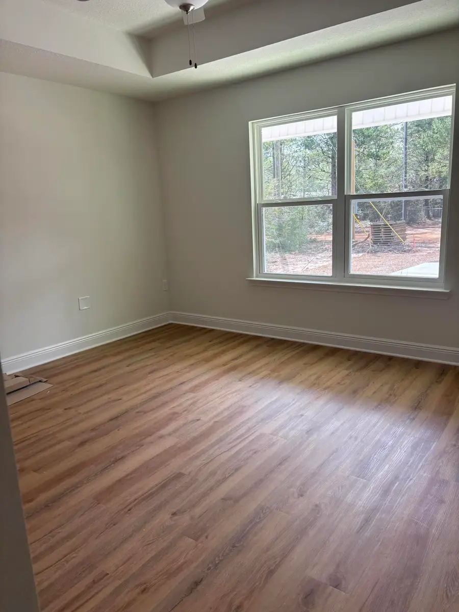 158 W Honeysuckle St, Defuniak Springs, FL 32433 - #3