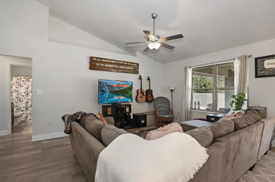 6117 Parsonage Circle, Milton, FL 32570 - Image #3