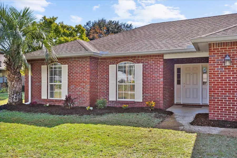 7231 Manatee Street, Navarre, FL 32566 - Image #2