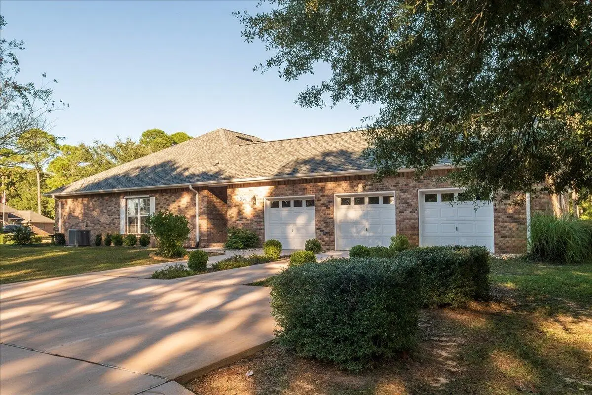 2500 Crescent Place, Navarre, FL 32566 - Image #1