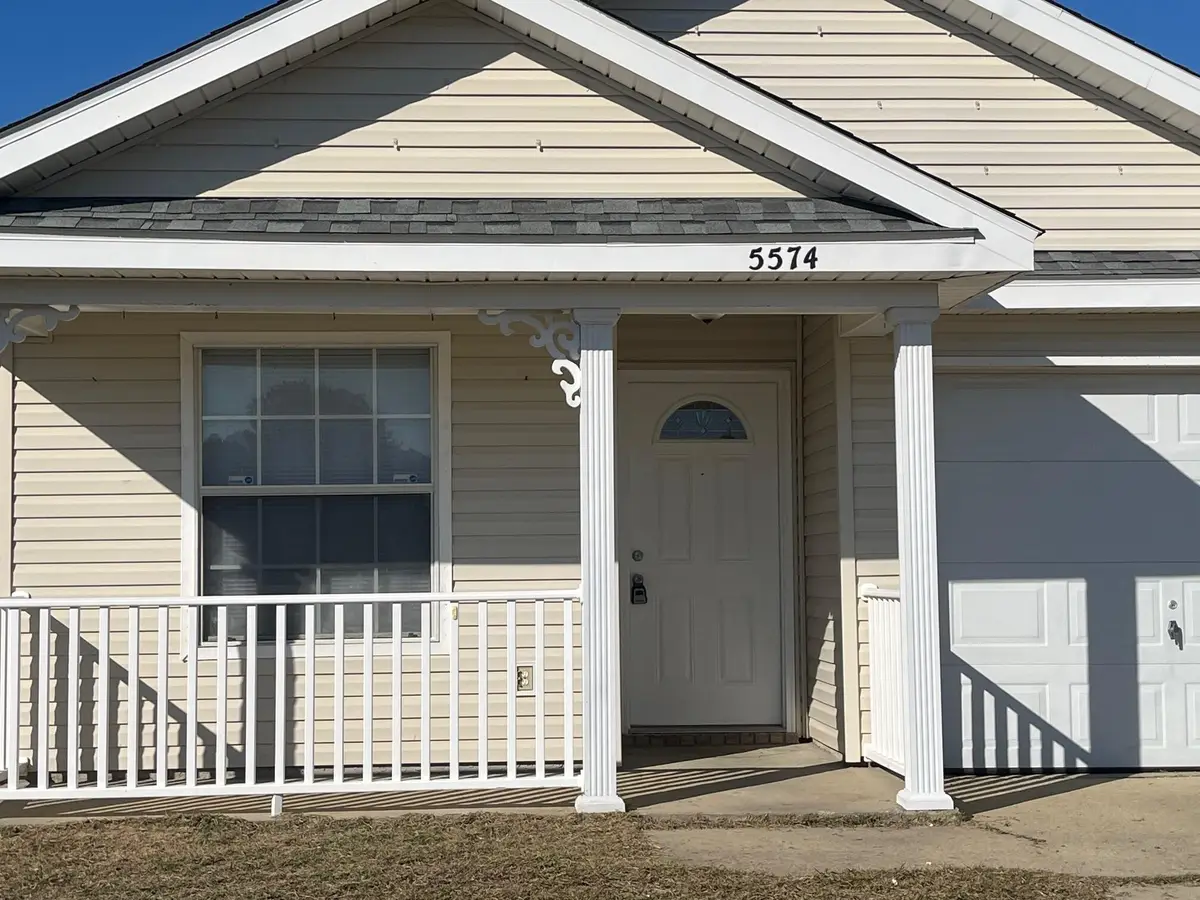 5574 Huntleigh Place, Gulf Breeze, FL 32563 - Image #1