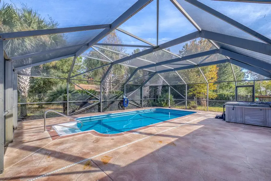 2064 Aurora Drive, Navarre, FL 32566 - Image #2