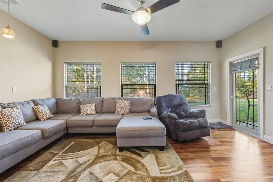 8756 Olivera Street, Navarre, FL 32566 - Image #3