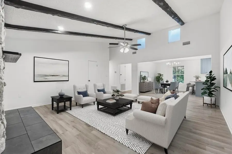 910 S Whisperwood Lane, Fort Walton Beach, FL 32547 - Image #2