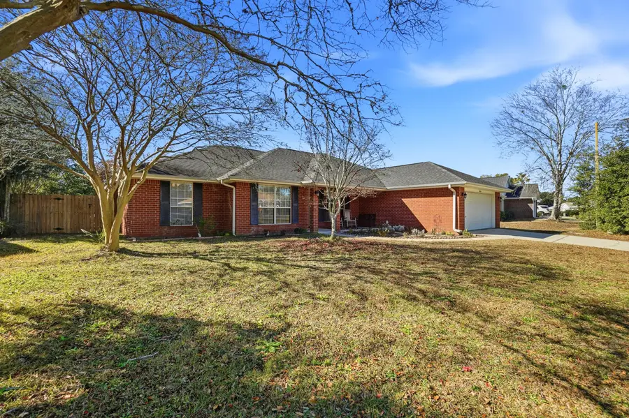 3925 Holleyberry Lane, Milton, FL 32583 - Image #3