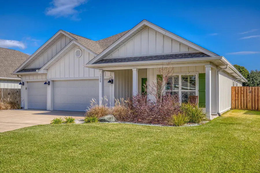 1328 Sea Grove Court, Gulf Breeze, FL 32563 - Image #2