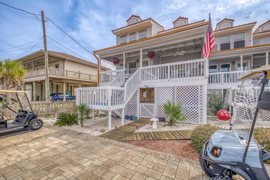 7905 White Sands Boulevard #APT 1, Navarre, FL 32566 - Image #2