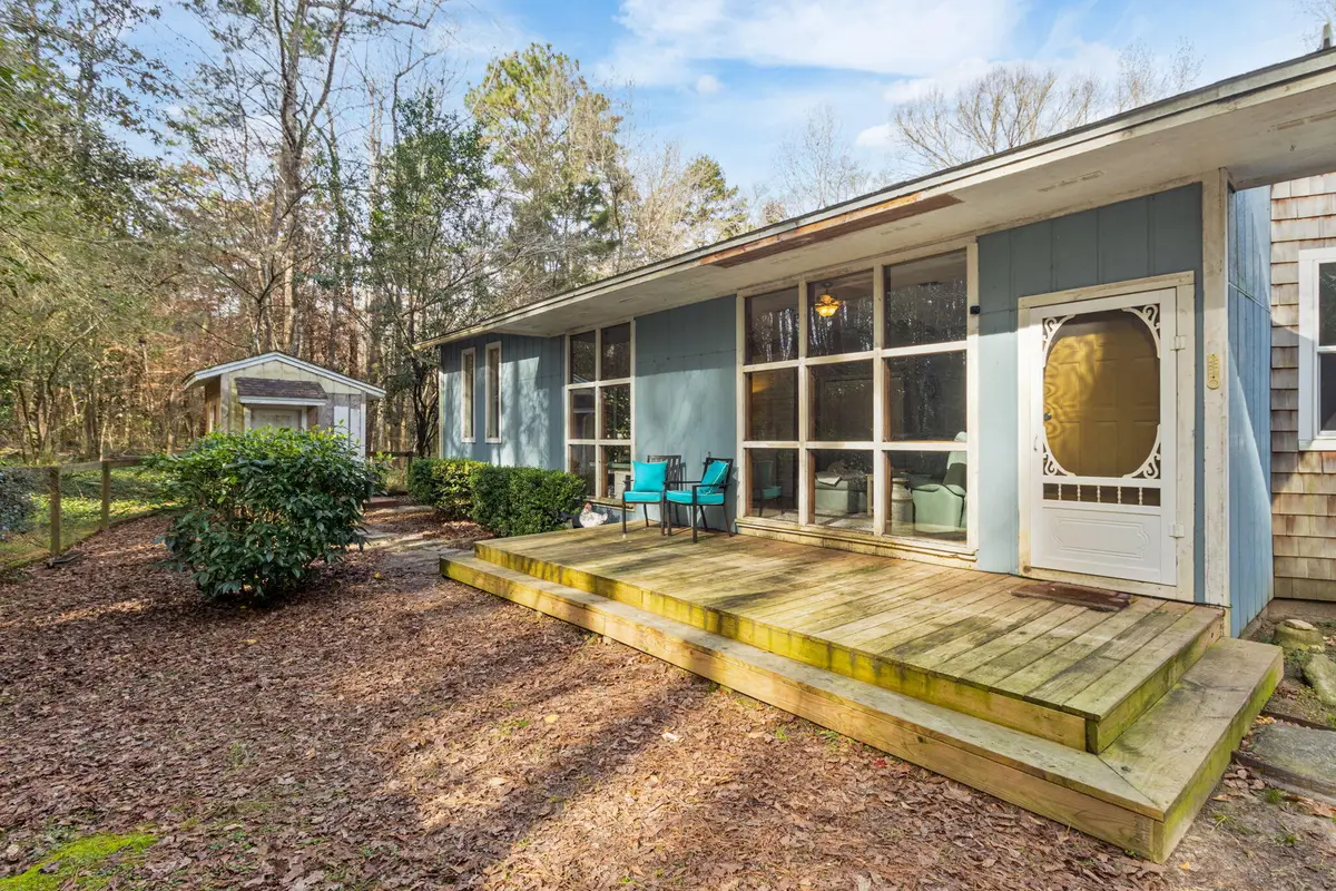 734 White Creek Road, Ponce De Leon, FL 32455 - Image #1