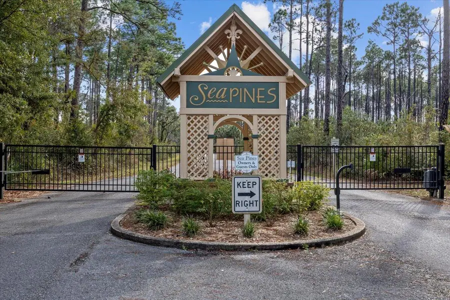 1101 Oyster Bay Dr, Milton, FL 32583 - Image #2