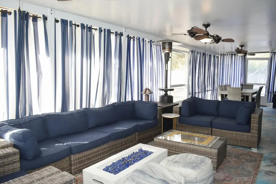 2137 Casa De Oro Street, Navarre, FL 32566 - Image #3