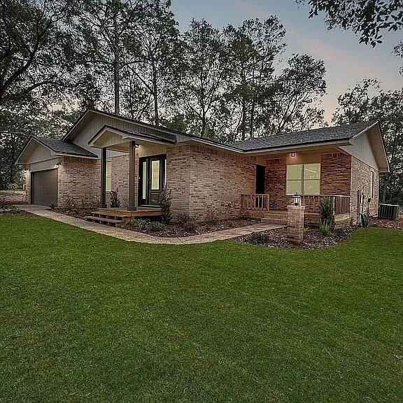 105 Drew Court, Niceville, FL 32578 - Image #2