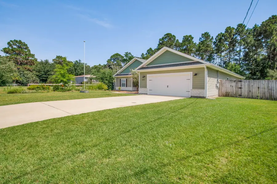 8245 Verano Street, Navarre, FL 32566 - Image #2