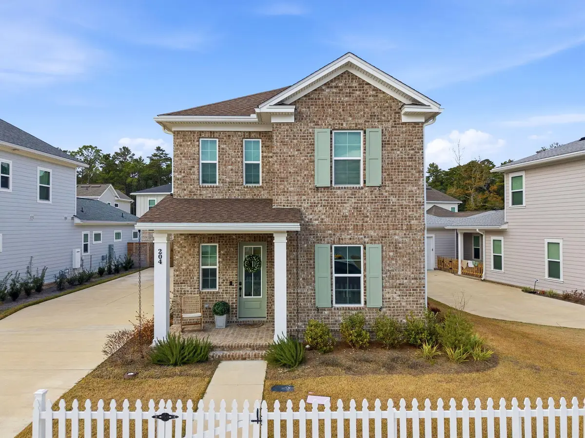 204 Red Deer Run, Niceville, FL 32578 - Image #1