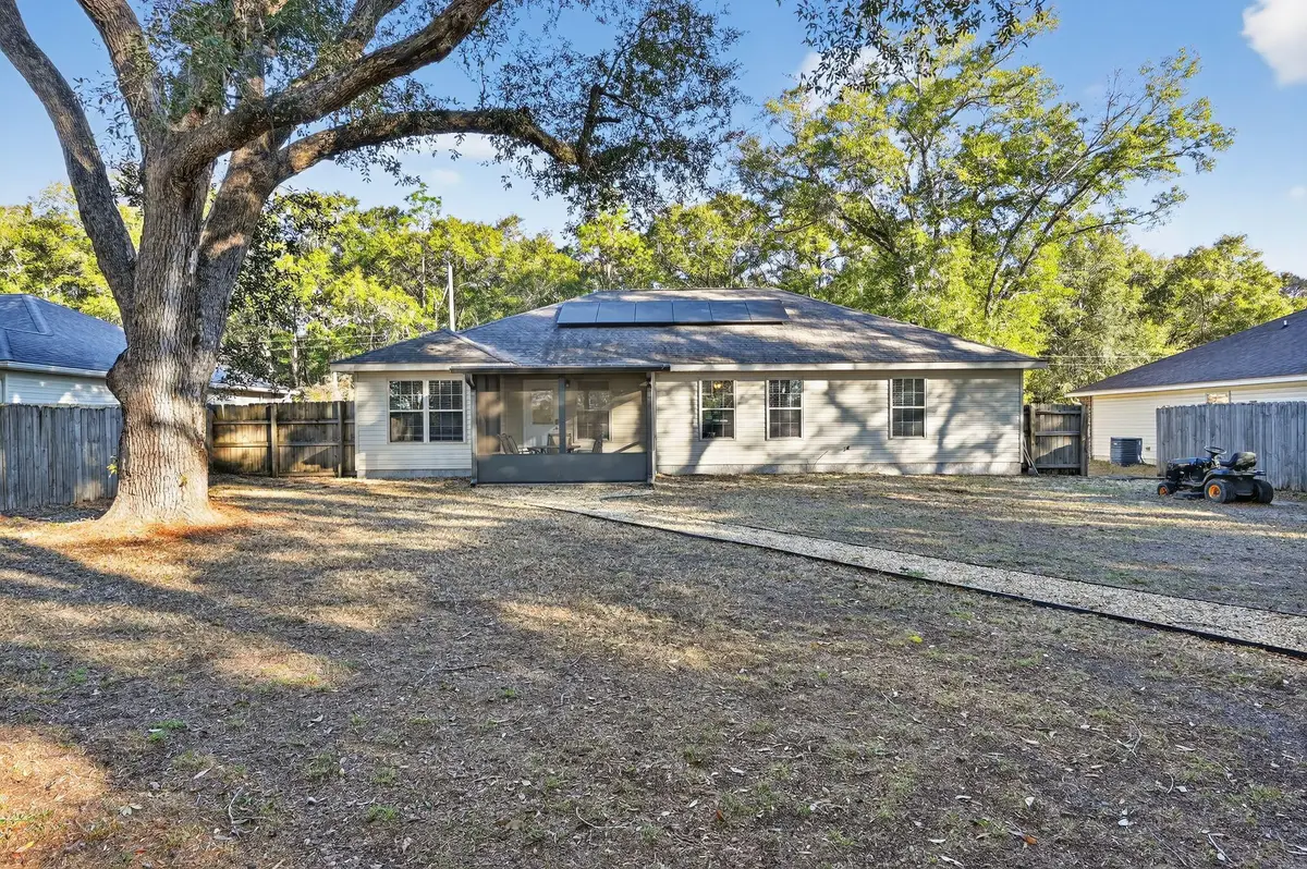 202 Mary Lane, Crestview, FL 32536 - #1