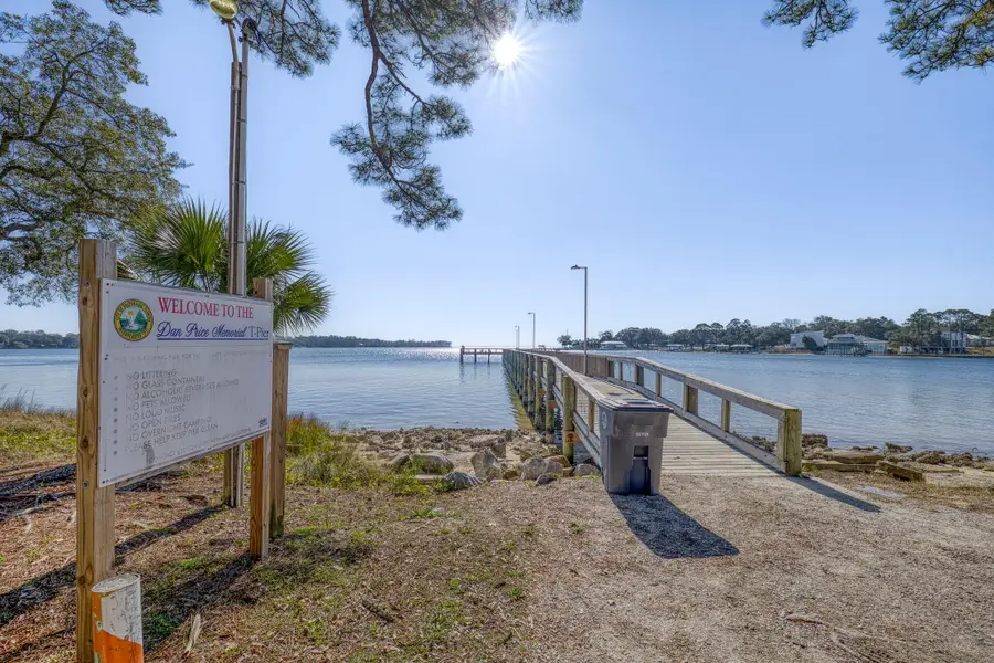 1157 N Bayshore Drive, Valparaiso, FL 32580 - #3