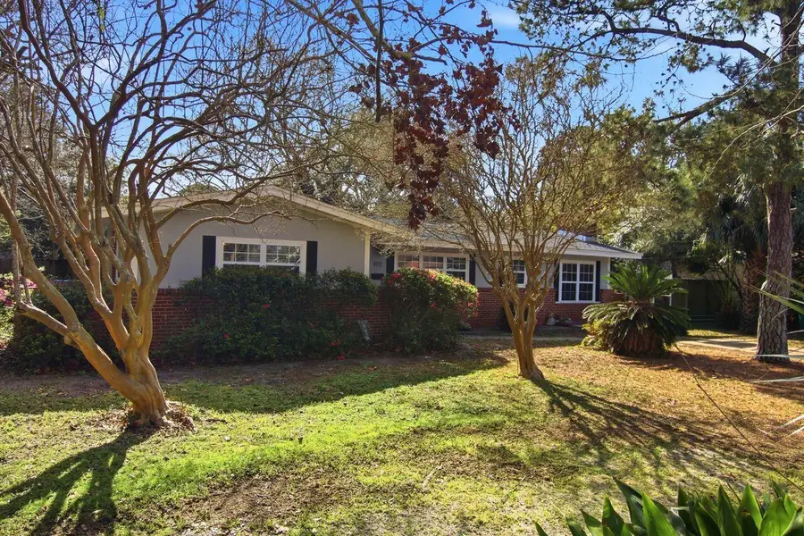 402 Navarre Street, Gulf Breeze, FL 32563 - #3