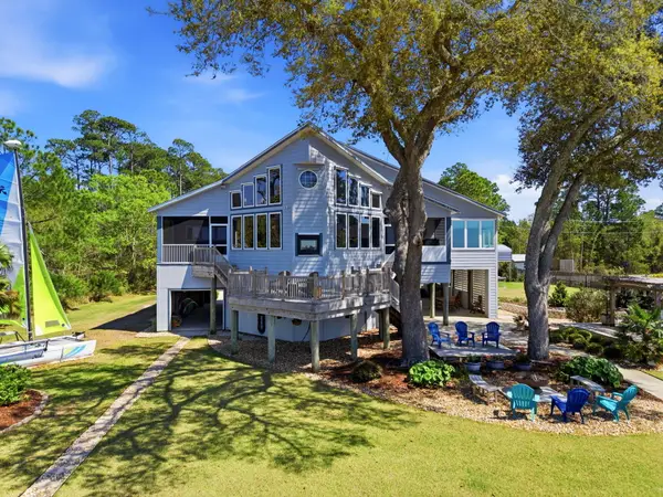 5556 Michael Drive, Milton, FL 32583