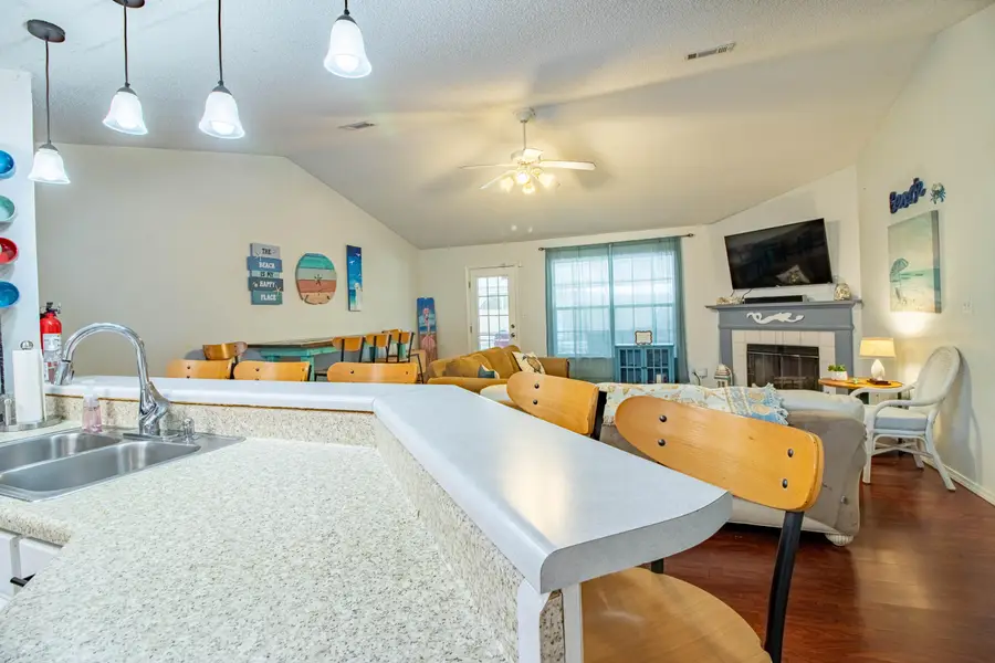 2824 Winners Circle Drive, Navarre, FL 32566 - #3