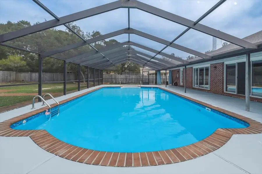 2575 2nd Court, Navarre, FL 32566 - #3