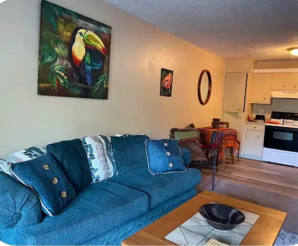 3208 Redwood Lane #F, Gulf Breeze, FL 32563