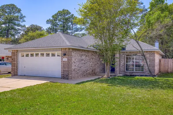 1756 Ivalea Circle, Navarre, FL 32566