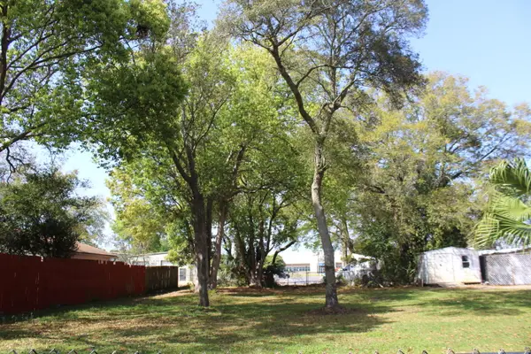 0 SW Comet Street, Fort Walton Beach, FL 32548