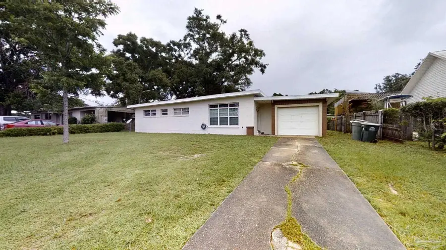 5236 W Jackson St, Pensacola, FL 32506 - #2