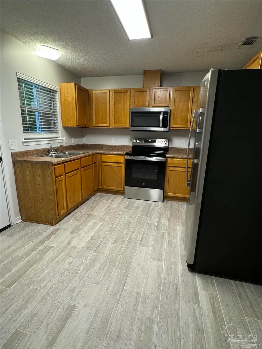 6709 Jasmine St, Milton, FL 32570 - #2