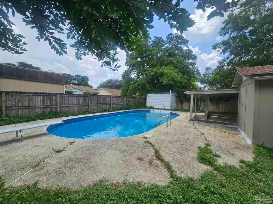 7109 Redondo Dr, Pensacola, FL 32526 - #2
